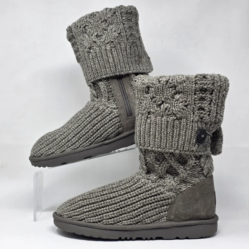 Ugg Classic Cardy Cabled Knit Tall Grey Boots Youth Size 3 1143702K New